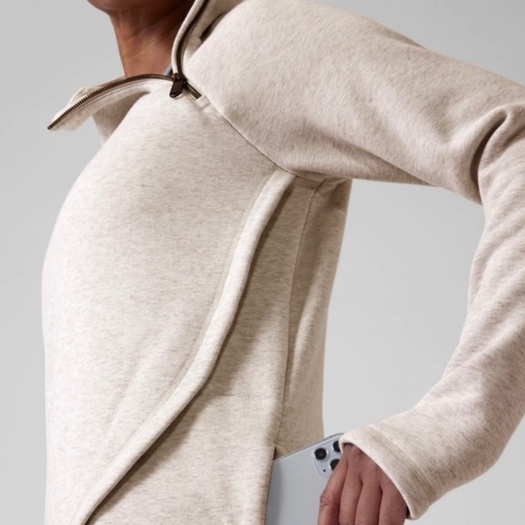 ATHLETA heather ivory high rose gold diagonal zipper neckline sweatshirt top. Sm - Picture 2 of 10